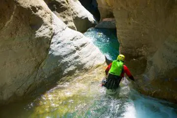 Canyoning sportif du Riolan dans le Verdon avec ROCKSIDERS