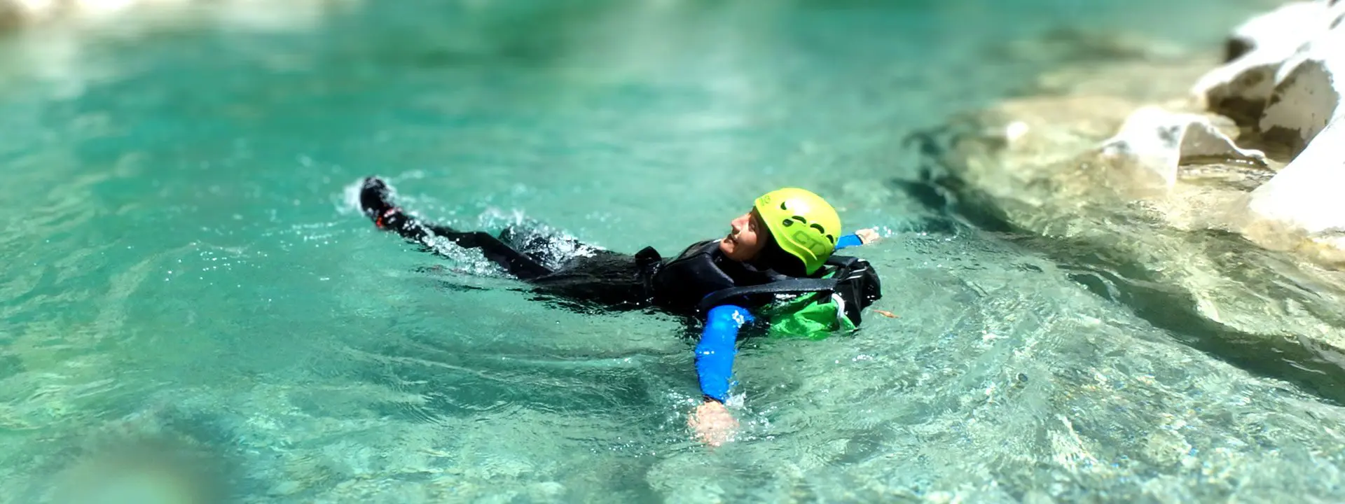 Canyoning dans le Verdon en été avec ROCKSIDERS