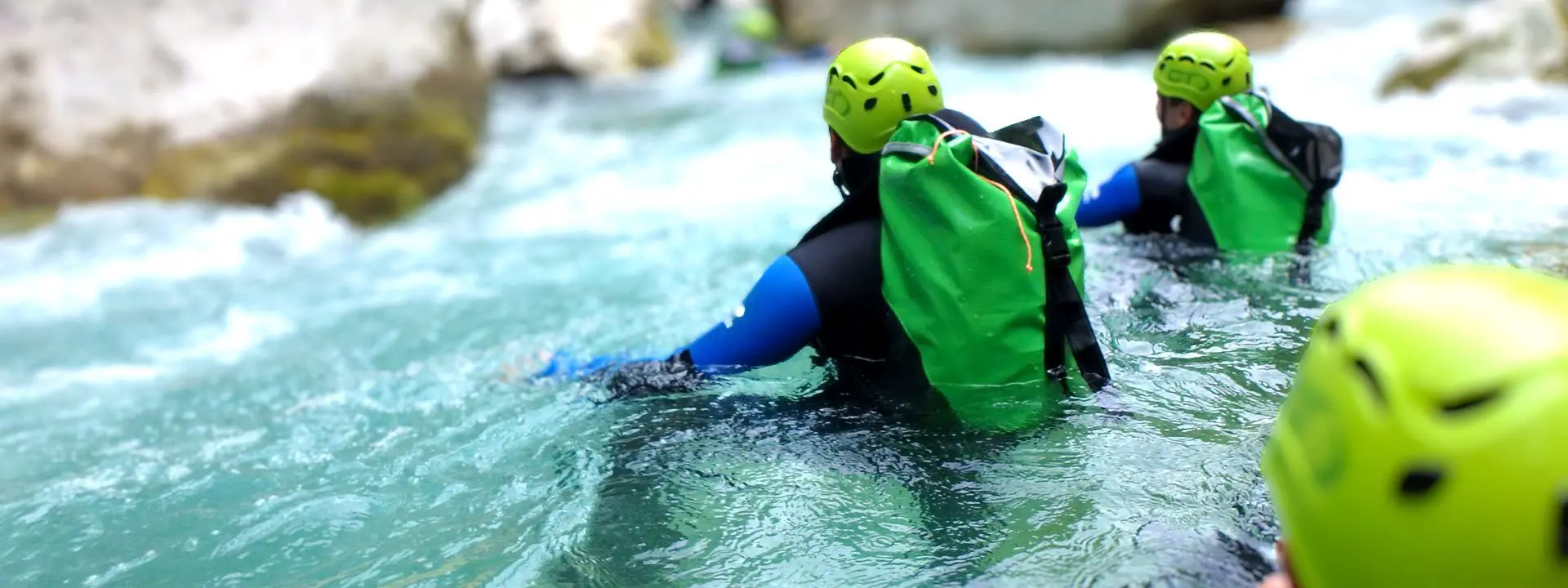 Canyoning dans le Verdon par la Ferné au printemps avec ROCKSIDERS