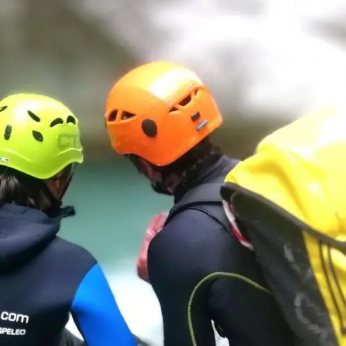 Canyoning et escalade de niveau débutant dans le Verdon avec ROCKSIDERS