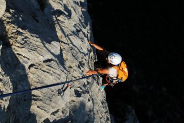 Escalade sportive en grande voie dans le Verdon avec ROCKSIDERS