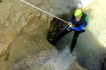 Initiation au canyoning dans le Jabron (Verdon) avec ROCKSIDERS