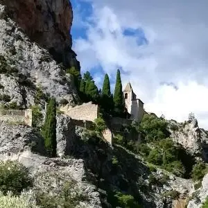 Visiter Moustiers avec ROCKSIDERS